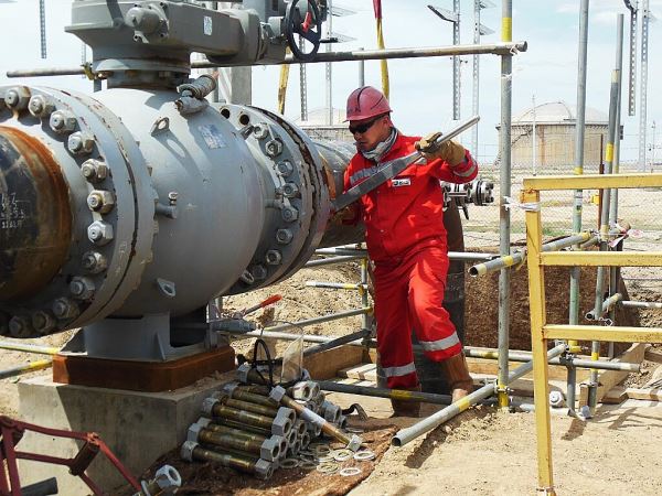 Прокачку казахстанской нефти в Россию снова ограничили